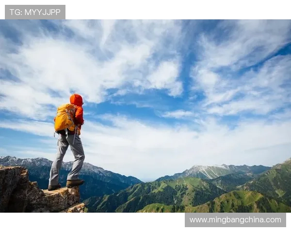 李军的攀岩人生:从初学者到顶尖高手的心路历程与挑战 李军的攀岩人生:从初学者到顶尖高手的心路历程与挑战
