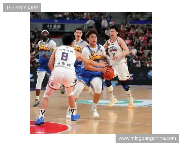 广东队与新疆队激战1516cba赛场精彩瞬间回顾与分析