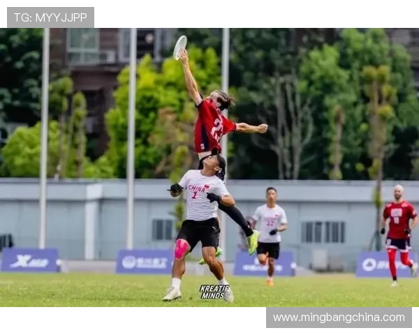 飞盘战术解析：重庆飞盘队如何打造高效进攻体系与团队协作